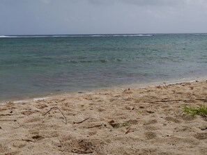 plage alizée en face la villa