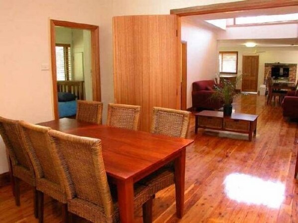 Central area with soundproof partition separating front section from rear