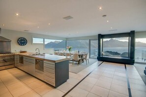 Kitchen/Living space