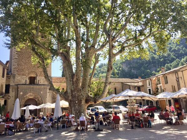Charmante maison de village à Saint Guilhem le Désert !