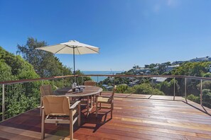 Outdoor Dining area with Stunning Views